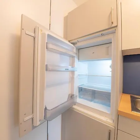 Aparthotel Apartmenthaus Und Monteurzimmer *